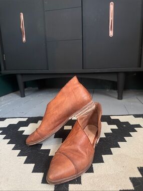 Free People Royale Cognac Brown Leather Slip-On Flats